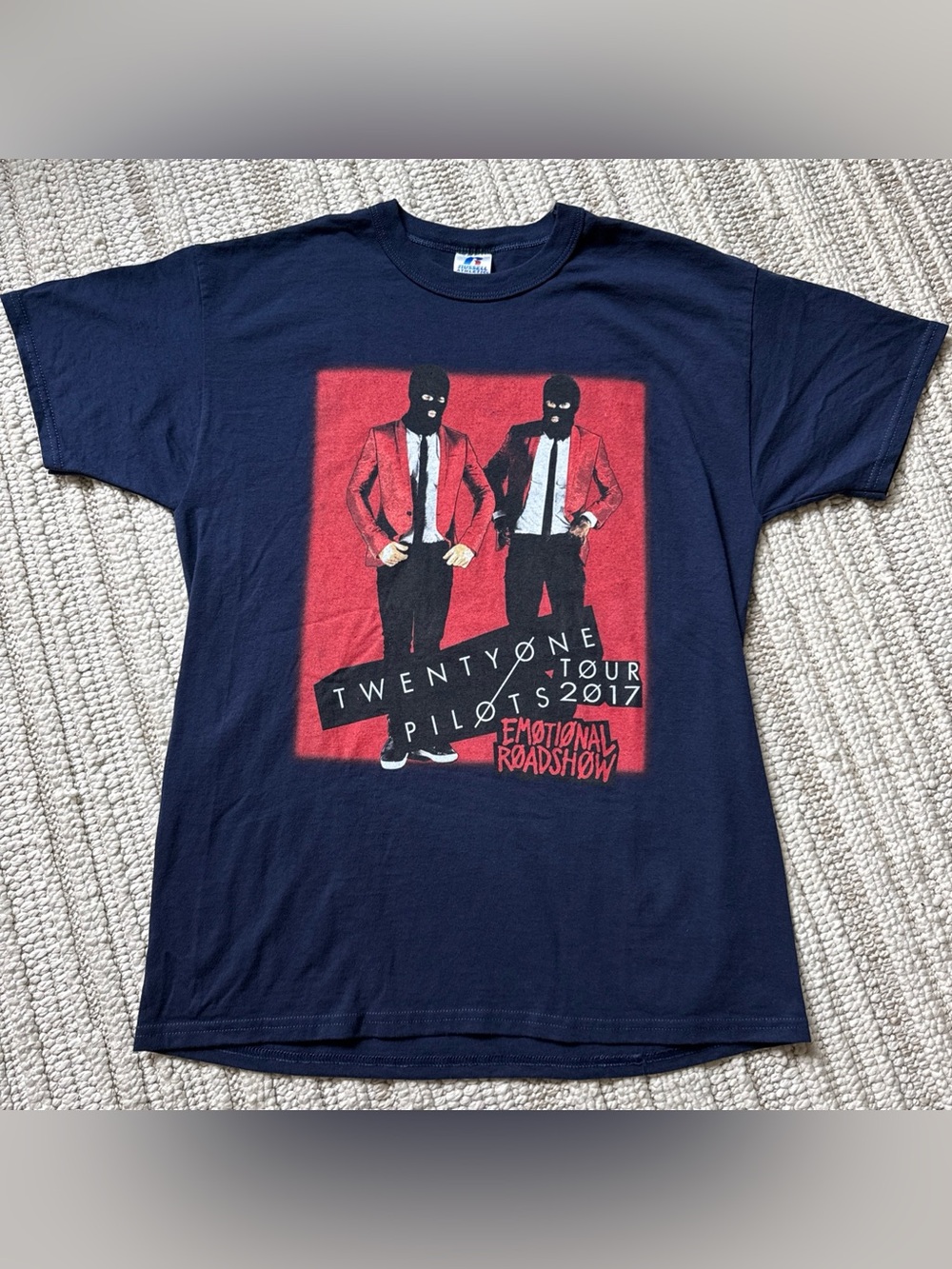 2017 Twenty One Pilots Emotional Roadshow Blue Medium T-Shirt Band Tee